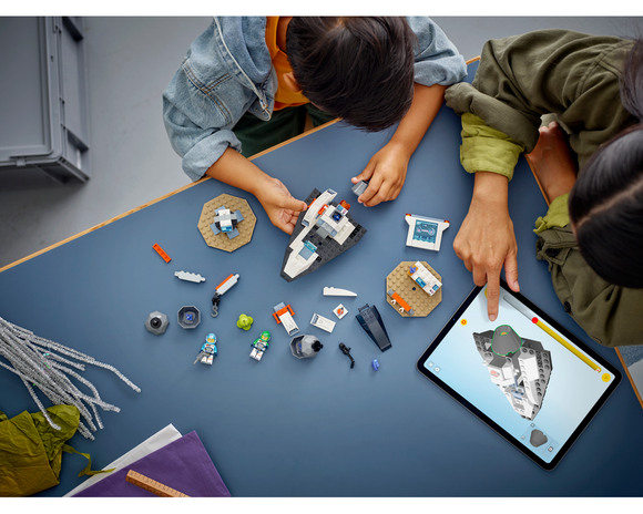 LEGO® Spaceship and Asteroid Discovery 60429