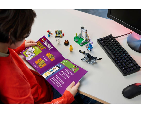 LEGO® Peely & Sparkplug's Camp 77075