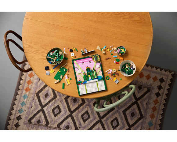 LEGO® Emerald City Wall Art 75685