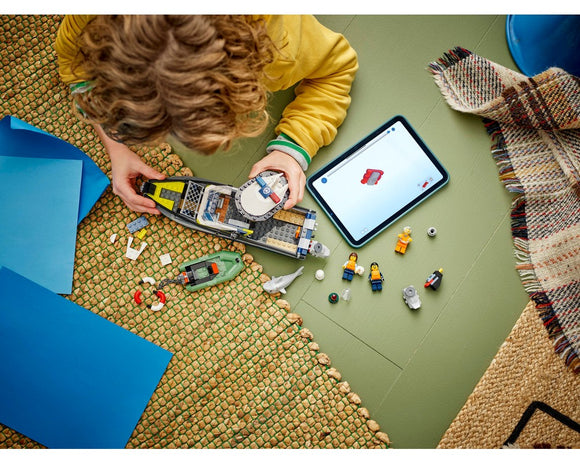 LEGO® Police Boat Chase 60456