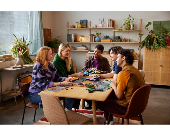 LEGO® Keith Haring – Dancing Figures 31216