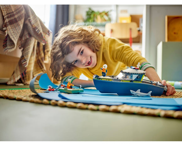 LEGO® Police Boat Chase 60456