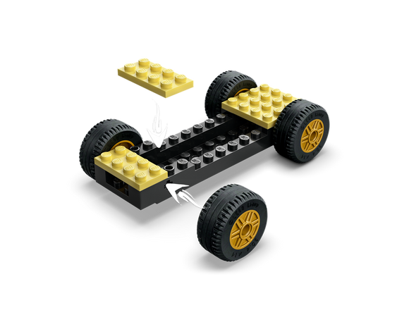 LEGO® Rogue vs. Drix Race Car Duel 71840