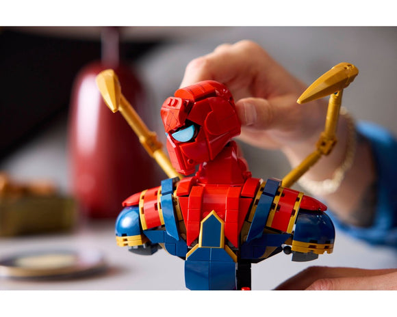 LEGO® Iron Spider-Man Bust 76326