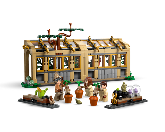 LEGO® Hogwarts™ Castle: Herbology Class 76445