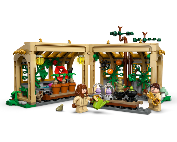 LEGO® Hogwarts™ Castle: Herbology Class 76445