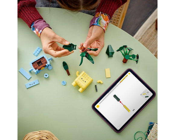 LEGO® Happy Plants 10349