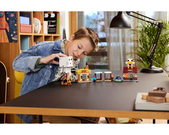 LEGO® The Ghast Balloon Village Attack 21273