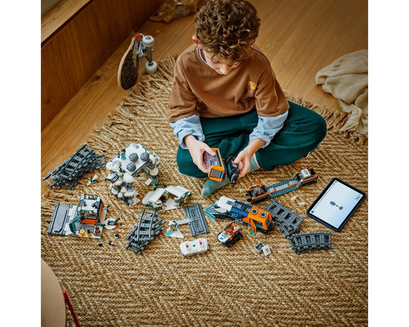 LEGO® Explorers' Arctic Polar Express Train 60470