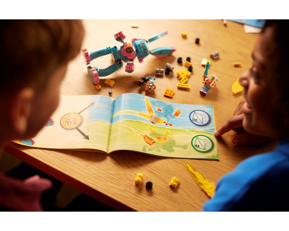 LEGO® Izzie and Bunchu the Bunny 71453