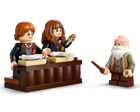 LEGO® Hogwarts™ Castle: Charms Class 76442