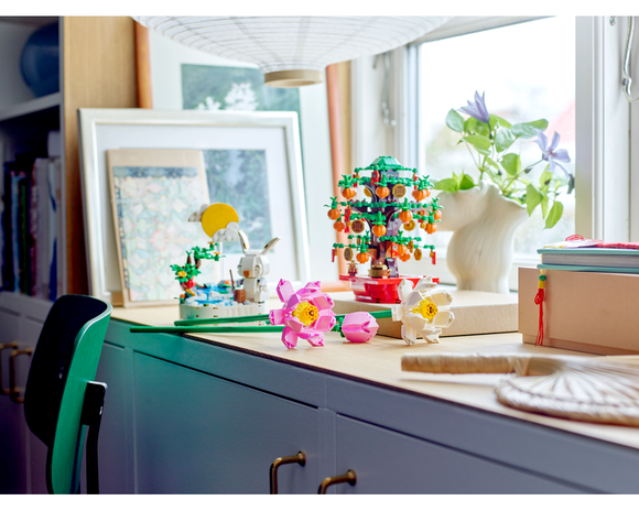 LEGO® Jade Rabbit 40643