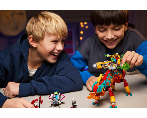 LEGO® Mateo's Fire Chameleon 71492