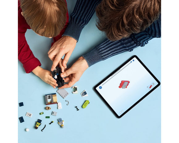 LEGO® Police Motorcycle Chase 60455