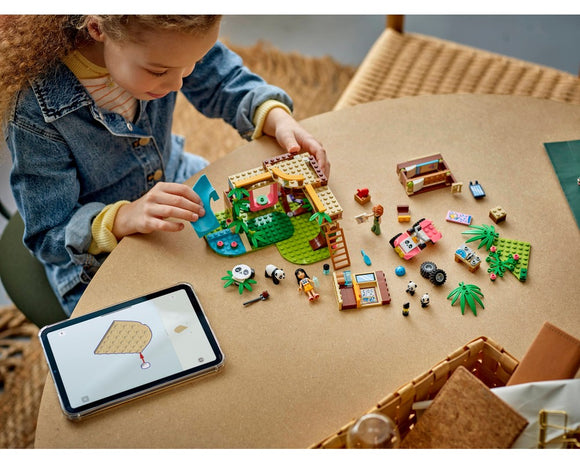 LEGO® Panda Sanctuary Animal Care 42648