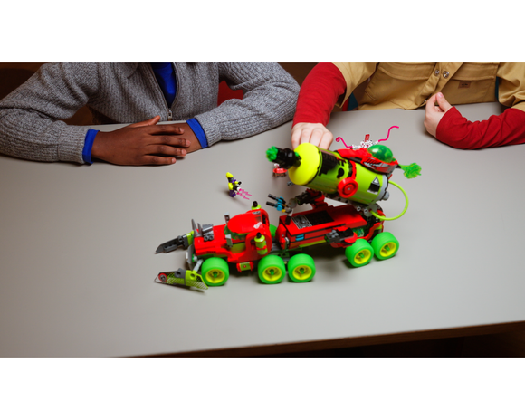 LEGO® Mateo's Spray Paint Truck 71499