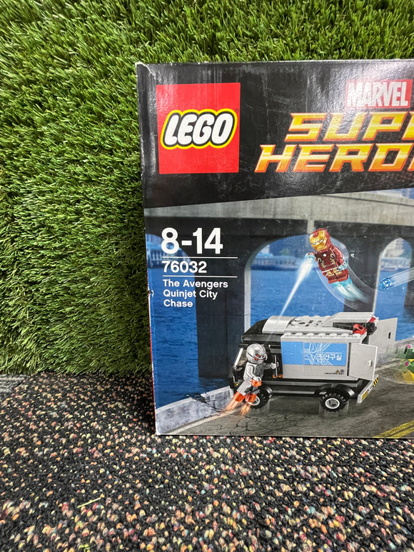 LEGO® The Avengers Quinjet City Chase 76032