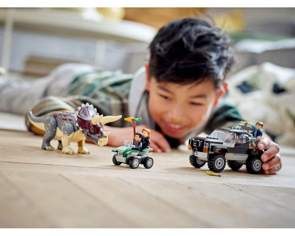 LEGO® Triceratops Pick-up Truck Ambush 76950