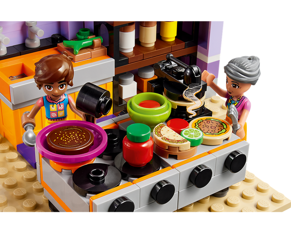 LEGO® Heartlake City Community Kitchen 41747