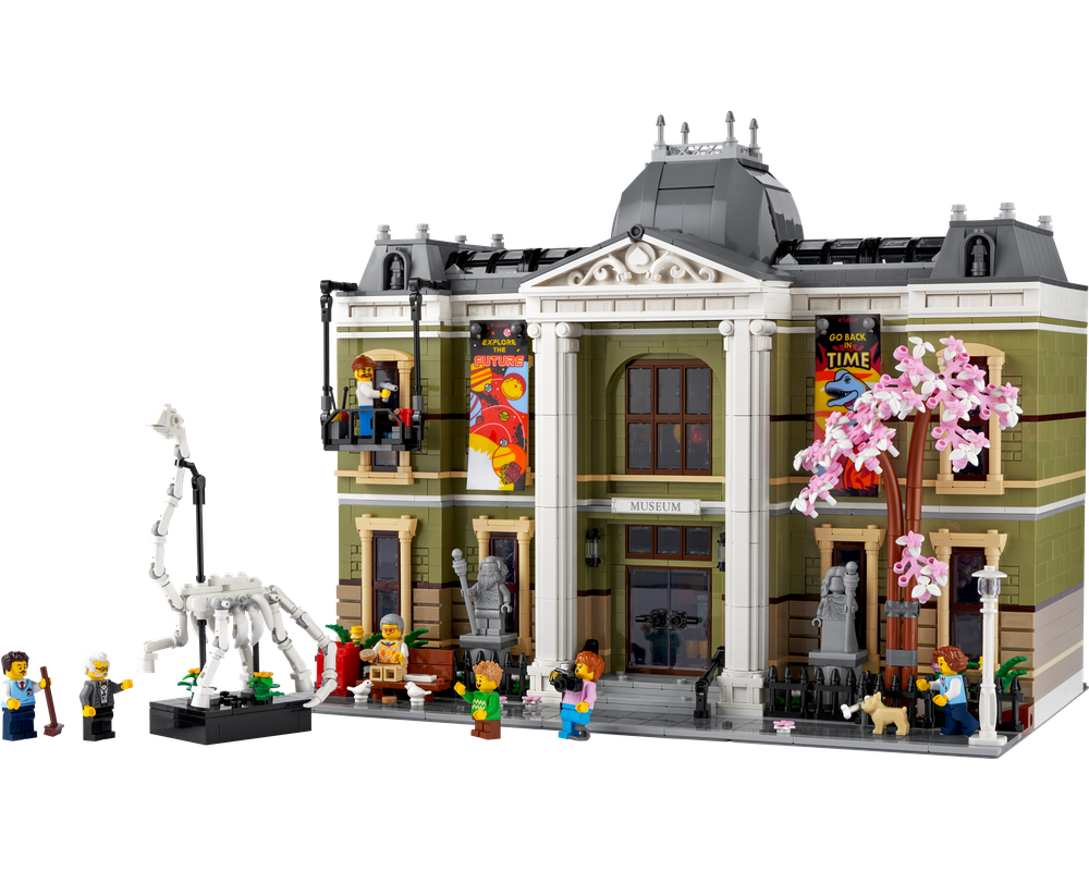 LEGO® Natural History Museum 10326 - 0