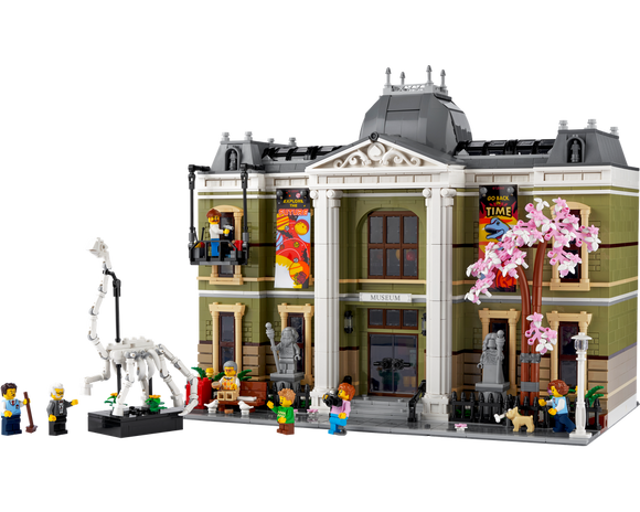 LEGO® Natural History Museum 10326