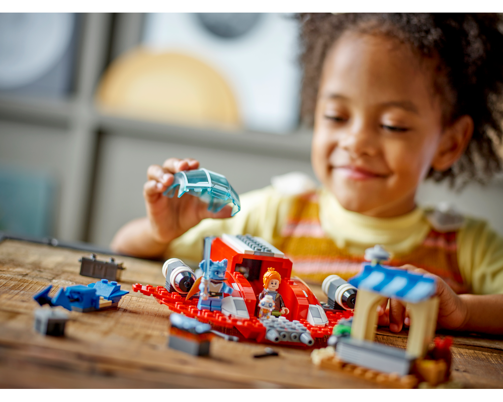 LEGO® The Crimson Firehawk™ 75384