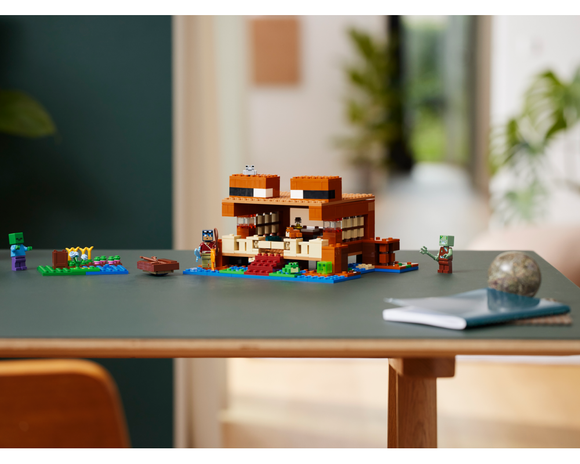 LEGO® The Frog House 21256