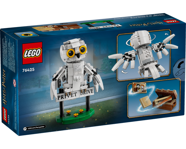 LEGO® Hedwig™ at 4 Privet Drive 76425