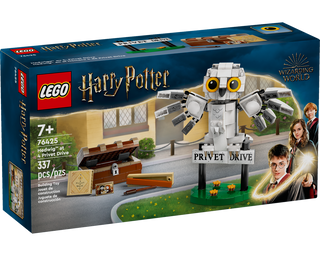 LEGO® Hedwig™ at 4 Privet Drive 76425