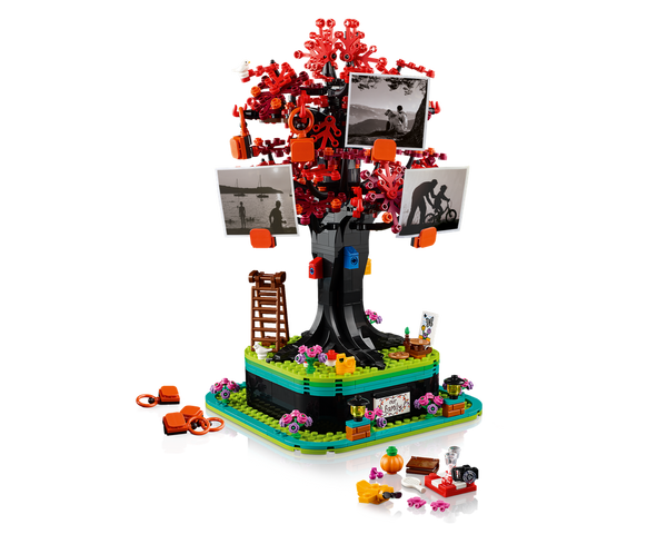 LEGO® Family Tree 21346