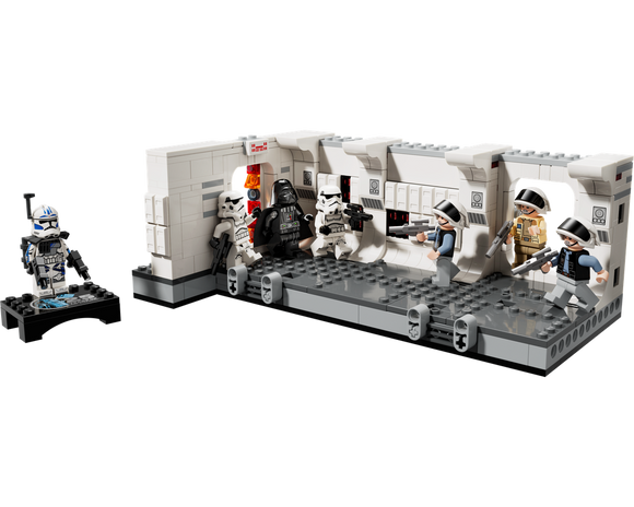 LEGO® Boarding the Tantive IV™ 75387