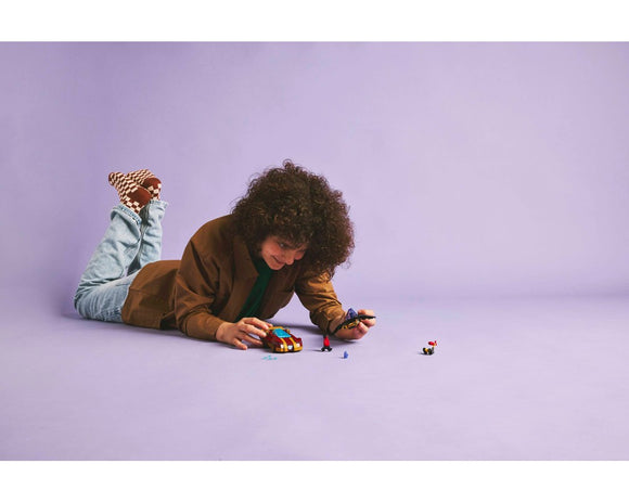 LEGO® Iron Man Car & Black Panther vs. Red Hulk 76310