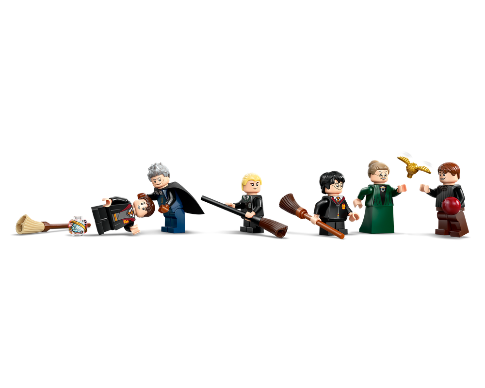 LEGO® Hogwarts™ Castle: Flying Lessons 76447