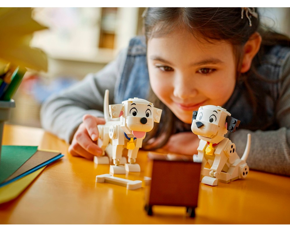 LEGO® Lucky & Penny 101 Dalmatians Puppies 43271
