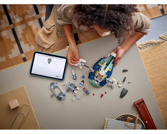 LEGO® Jango Fett's Starship 75433