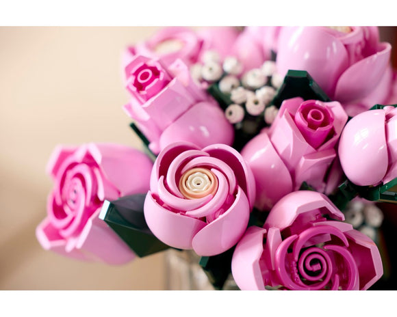 LEGO® Bouquet of Pink Roses 10374