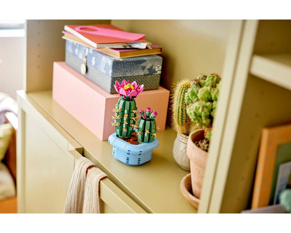LEGO® Flowering Cactus 11509