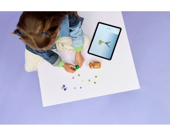 LEGO® Cute Hamster with a Flower 31376