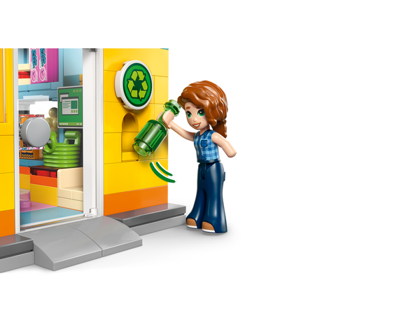 LEGO® Heartlake City Convenience Store 42680