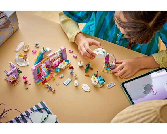 LEGO® Unicorn Dream Café 42684