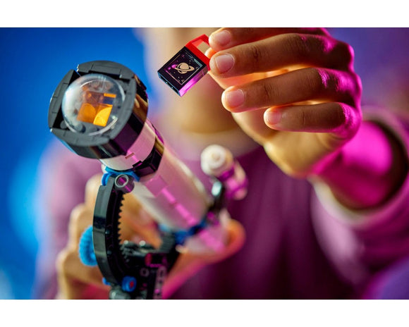 LEGO® Space Exploration Telescope 31378