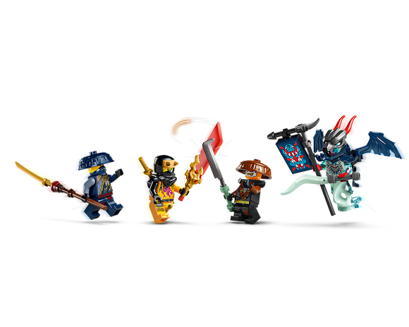 LEGO® Rogue's Mech Dragon Rider 71843