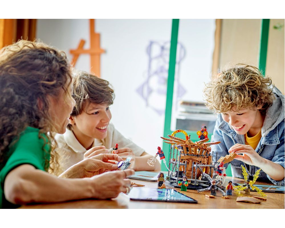LEGO® Spider-Man Final Battle 76261