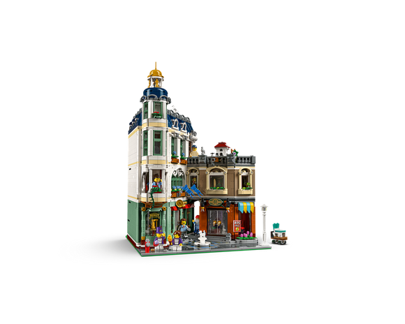 LEGO® Shopping Street 11371