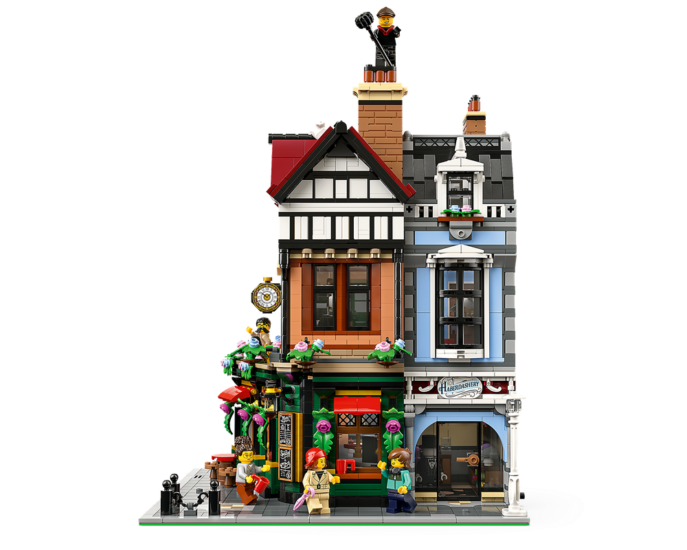 LEGO® Tudor Corner 10350