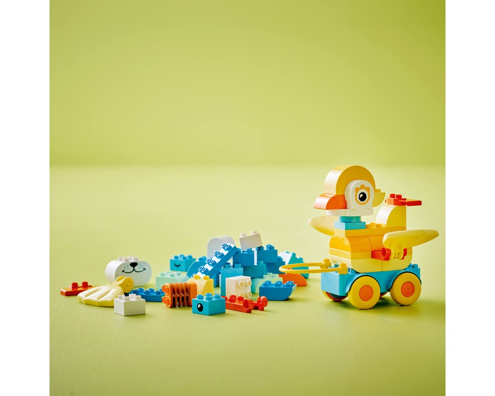 LEGO® DUPLO® 3 in 1 Animals on Wheels 10448