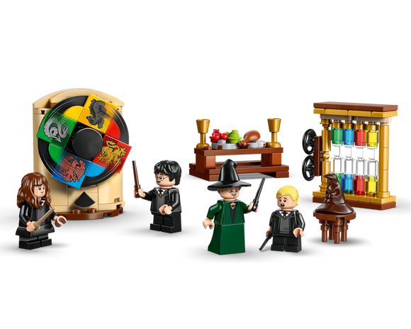 LEGO® Hogwarts™ Castle: Sorting Hat™ Ceremony 76460