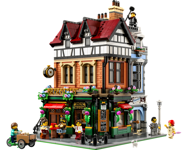 LEGO® Tudor Corner 10350