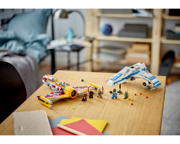 LEGO® New Republic E-Wing™ vs. Shin Hati’s Starfighter™ 75364