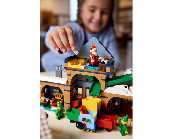 LEGO® Santa's Post Office 10339